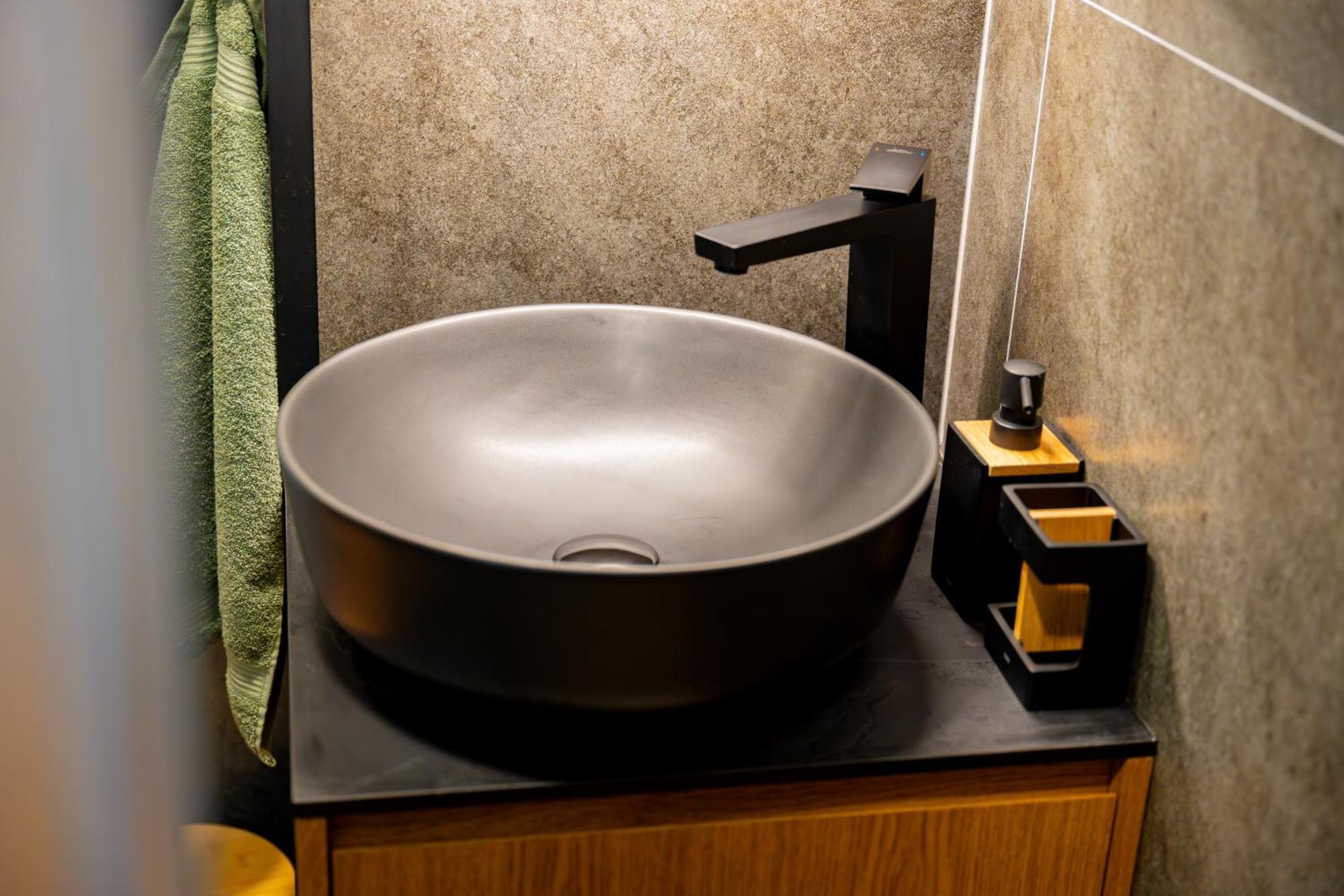 Iatrus Guest Apartment & Sauna Veliko Tărnovo Esterno foto