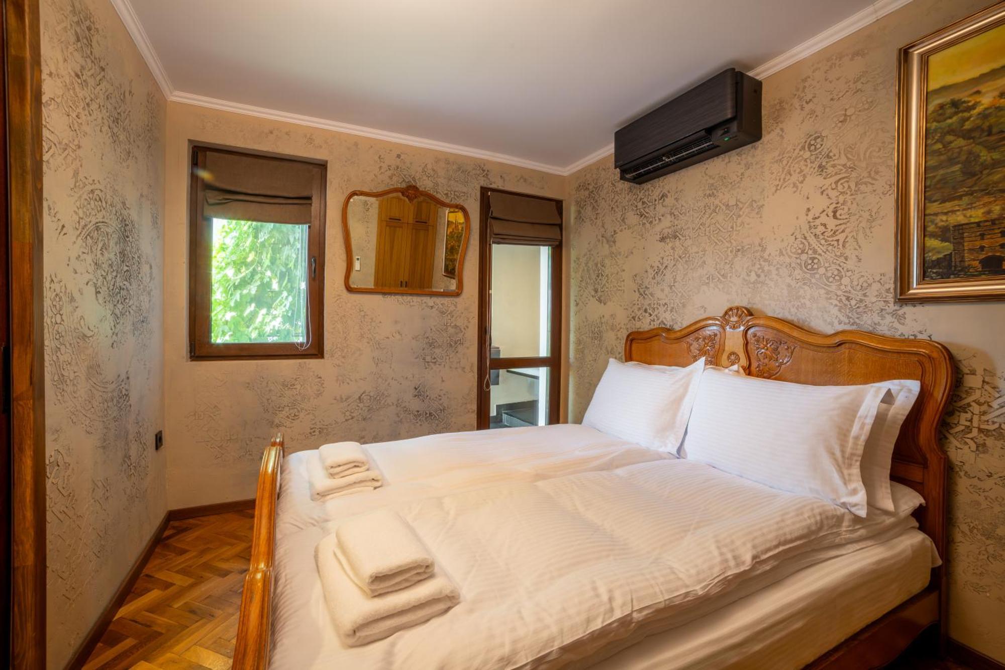 Iatrus Guest Apartment & Sauna Veliko Tărnovo Esterno foto